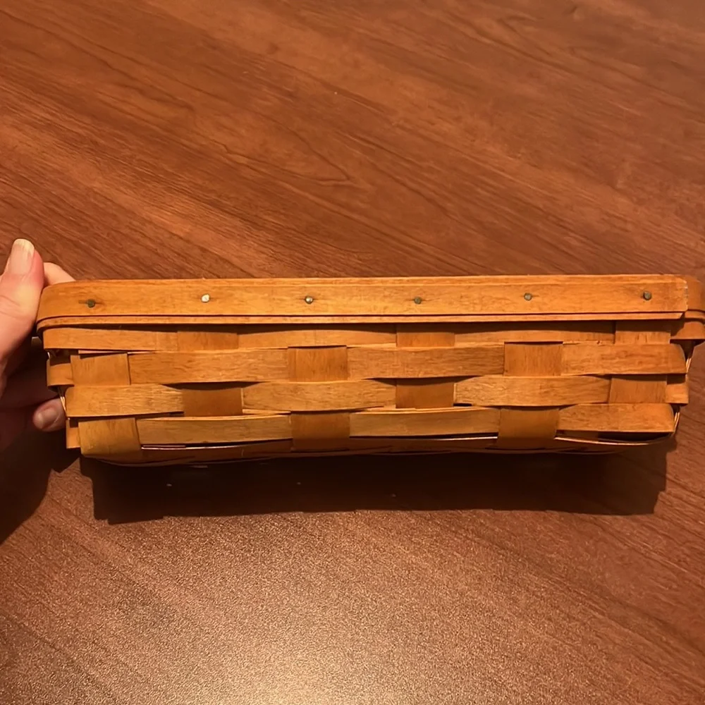 Vintage Longaberger bread basket 1993